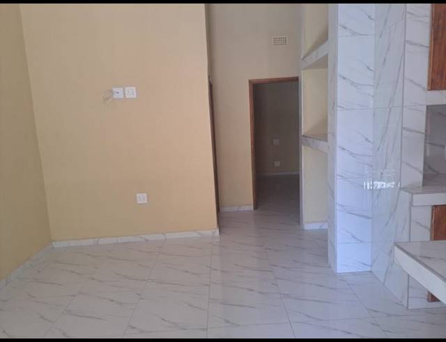 2 BEDROOM PROPERTY TO RENT IN MELVILLE